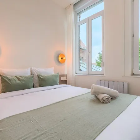 T2 Proche Tramway Et Commodites Апартаменты *