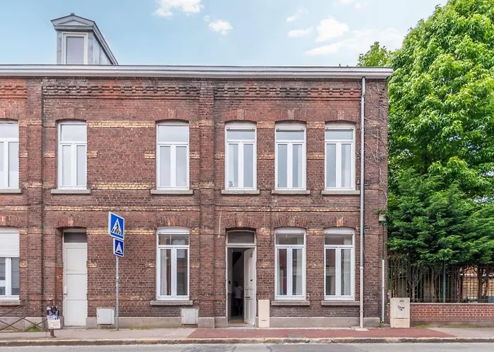 T2 Proche Tramway Et Commodites